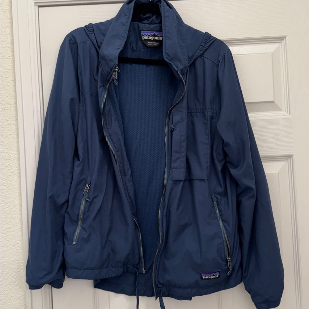 Patagonia Women’s Navy Windbreaker Utility Jacket
